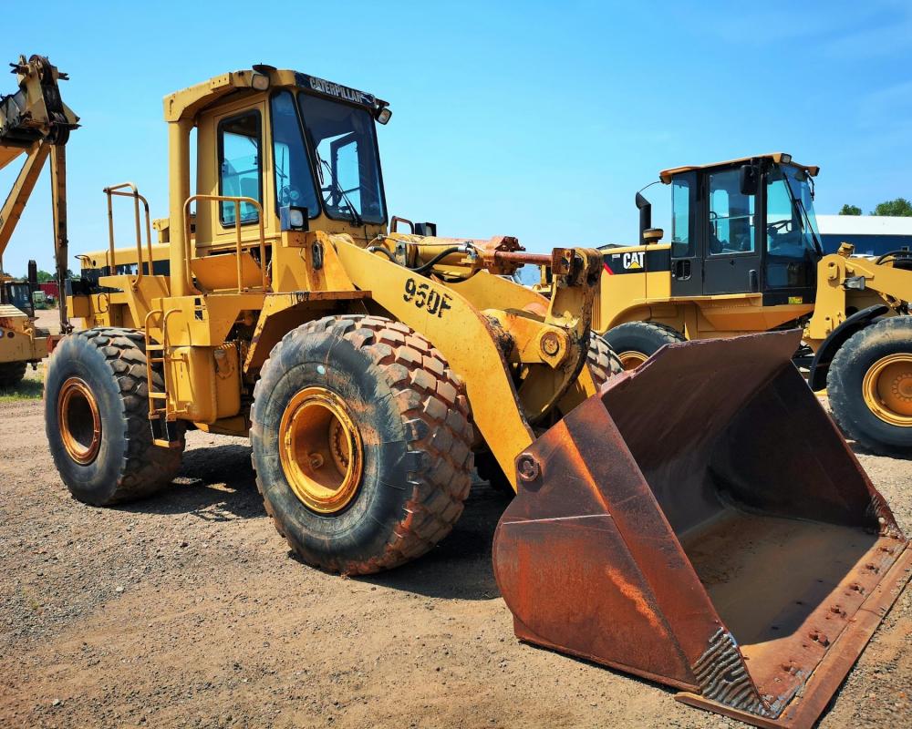 CAT 950F