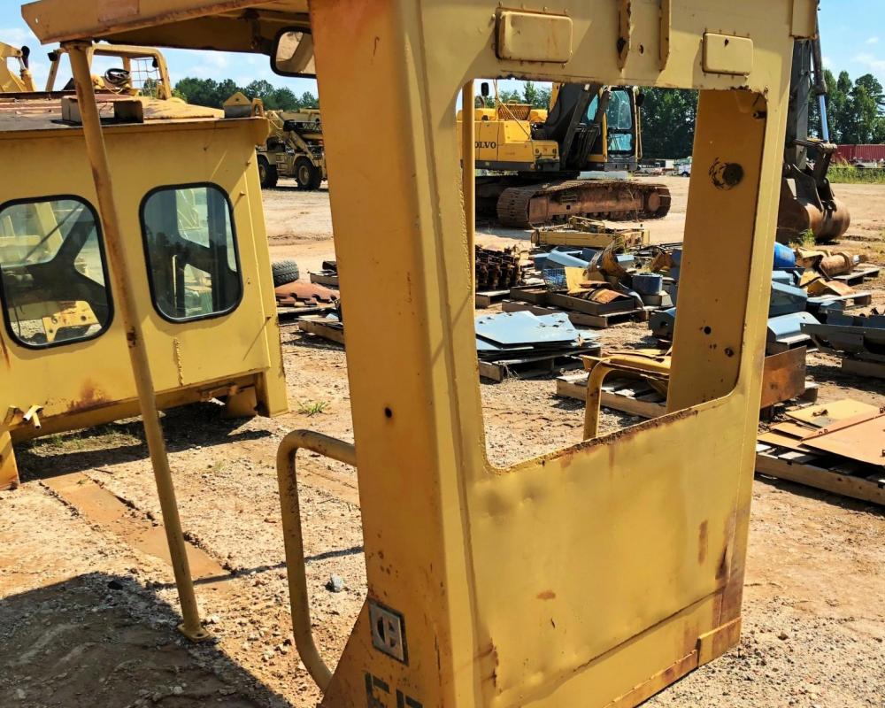 CAB CAT G SERIES CAT GRADER